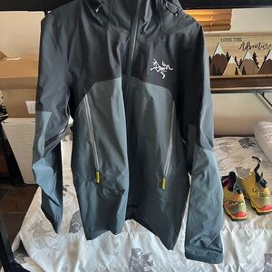 Arc'teryx Men's Rush Jacket